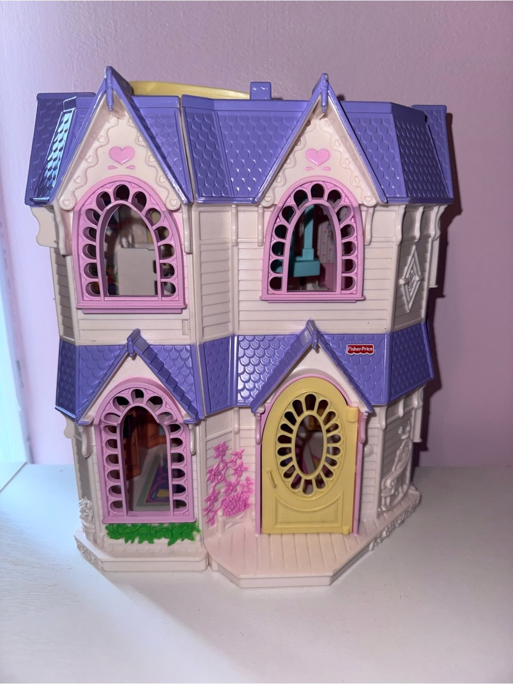 Fisher-Price Lavender & Pink Victorian Playhouse Dollhouse with Yellow Door y2k
